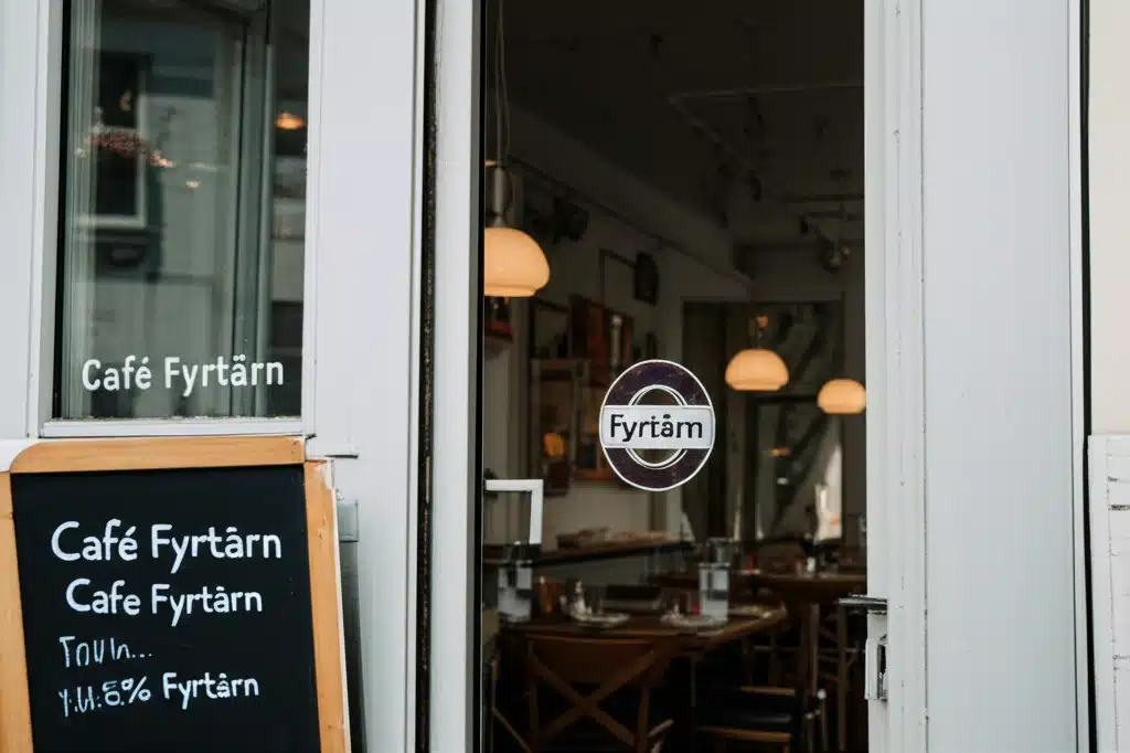 Café Fyrtårn 1 Café Fyrtårn: Udforsk vores hyggelige café med havudsigt