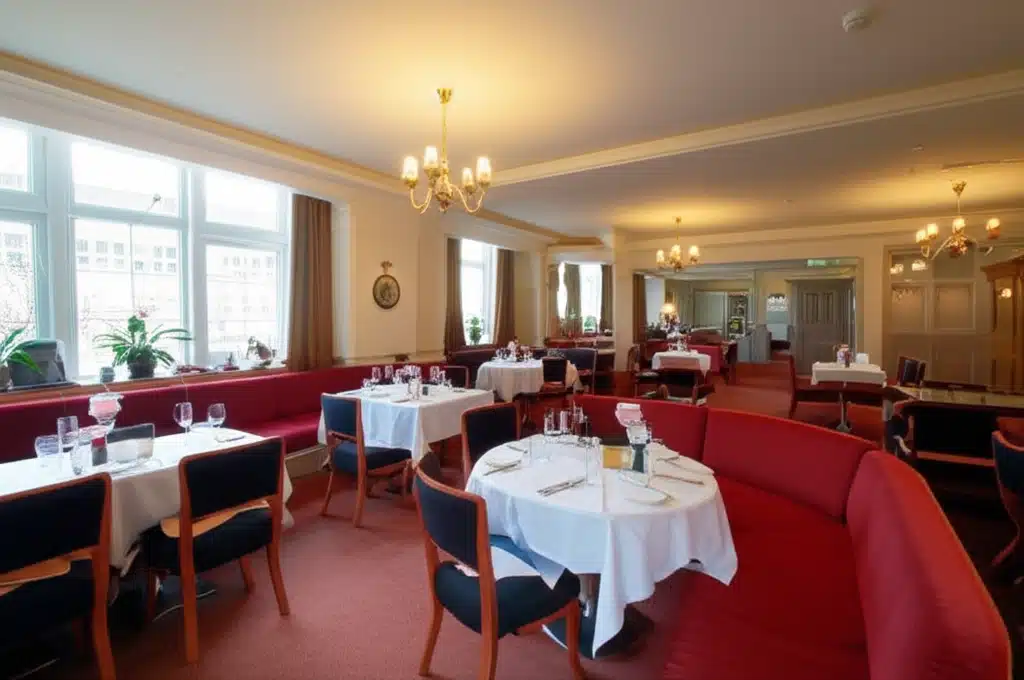 GRAND HOTEL STRUER 1 Grand Hotel Struer: Luxusindkvartering og historisk charme i Struer