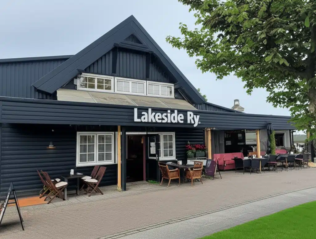 Lakeside Ry: Udsigt over søen og afslappende atmosfære