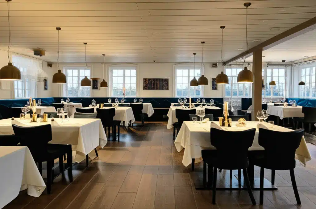 Lindberg Dining Diagonalkroen Give 1 Lindberg Dining Diagonalkroen Give: Elegant Møbeldesign & Stil