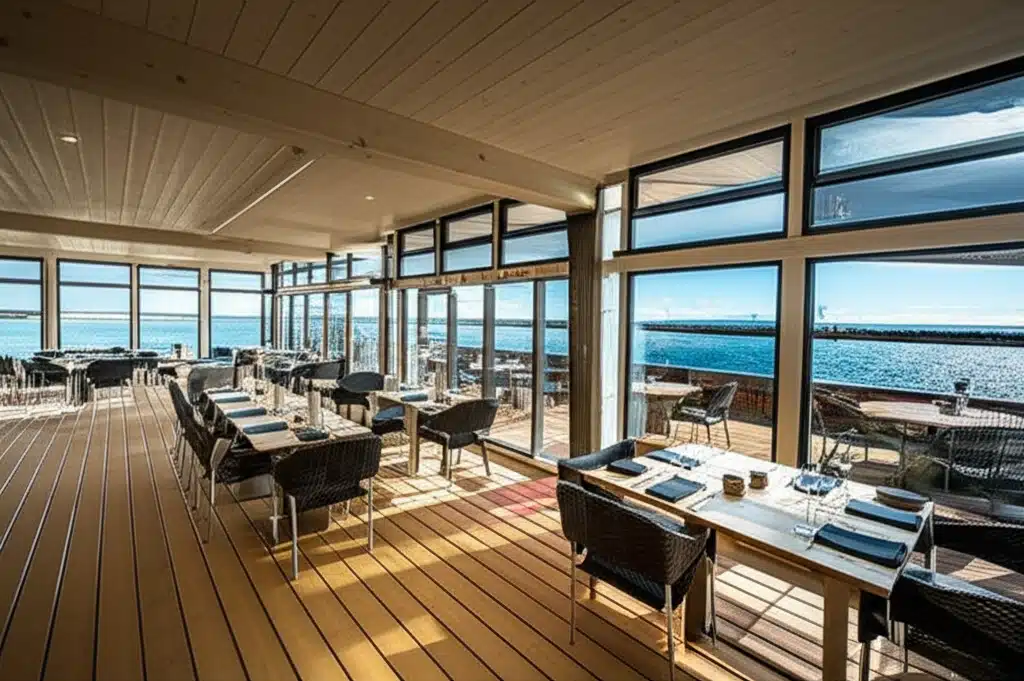 Marina Fiskenæs 1 Marina Fiskenæs: Både, Havneområde og Naturskøn Udsigt