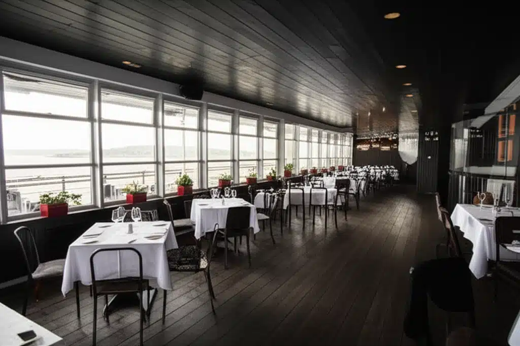 Restauranten på Toppen 1 Restauranten på Toppen: En kulinarisk oplevelse med fantastisk udsigt