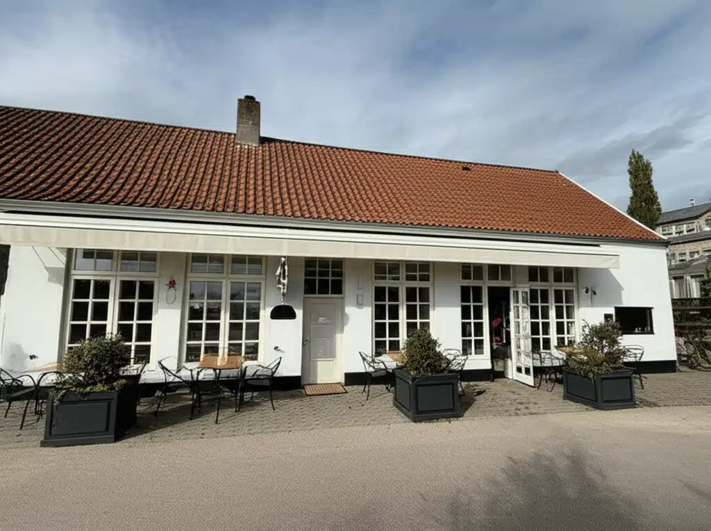 Rustik - Øster Hurup 1 Rustik charme i Øster Hurup - Udforsk landsbyens skønhed